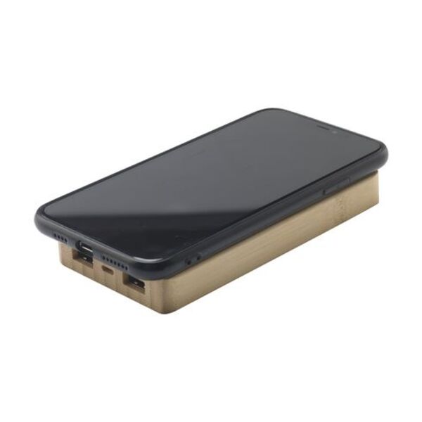 Solar Powerbank 8000+ Wireless Charger Thumbnail